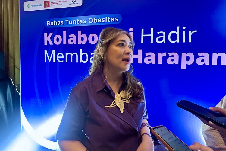 obesitas, Lingkar pinggang, indeks massa tubuh, Cara Mengukur Obesitas, risiko obesitas, cara ukur obesitas, cara ukur imt, cara ukur lingkar pinggang dengan meteran, obesitas Asia Pasifik, Cara Mengetahui Apakah Kamu Obesitas atau Kelebihan Berat Badan, Bagaimana cara mengukur obesitas?, Penampilan fisik tidak selalu jadi acuan, Lingkar pinggang juga perlu diukur, Cara mengukur lingkar pinggang dengan benar
