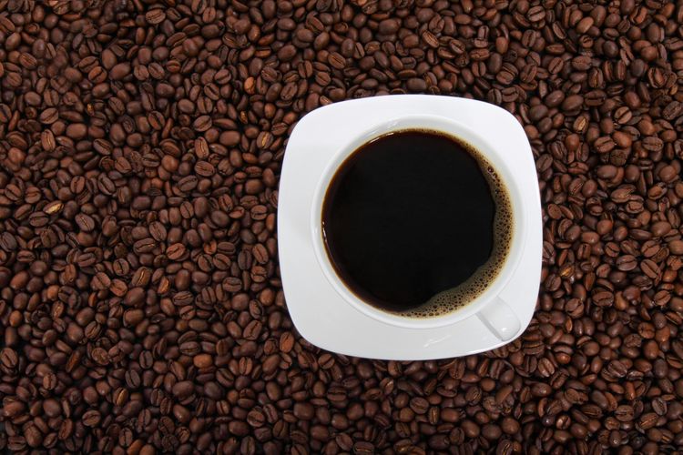 kopi, mitos kopi, Kopi, fakta kopi, Mitos dan Fakta Kopi, Mitos dan Fakta Kopi, Penting Diketahui Pencinta Kopi, 1. Mitos: Kafein menambah energi, 2. Mitos: Kopi buruk untuk kesehatan, 3. Mitos: Kopi baik untuk kesehatan, 4. Mitos: Kopi tanpa kafein rasanya jelas tidak enak, 5. Mitos: Kopi harus disajikan panas, 6. Mitos: Kafein bikin kecanduan