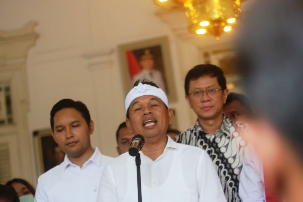 Dedi Mulyadi, Pangandaran, keramba jaring apung, susi pudjiastuti, Kenapa Dedi Mulyadi dan Susi Pudjiastuti Kompak Tolak KJA di Pangandaran?