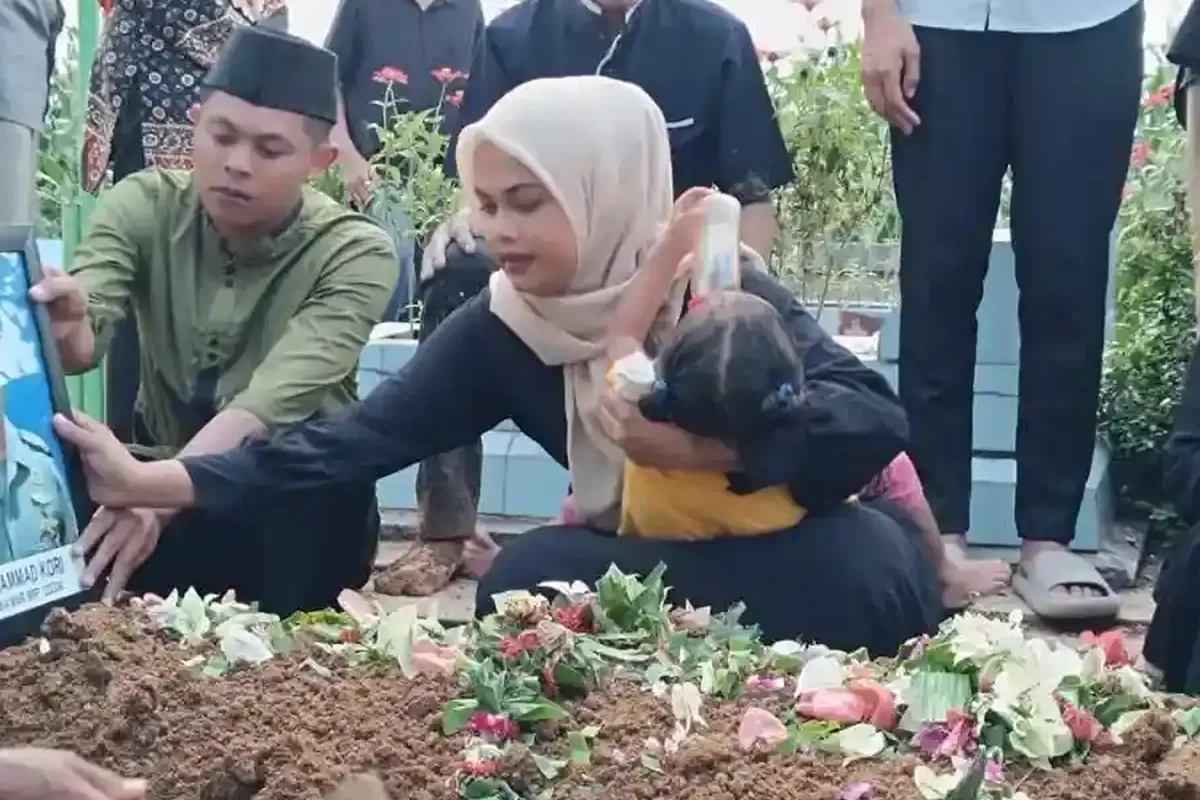 Praka Marinir Muhammad Kori Gugur dalam Longsor Cisarua, Sang Istri: Ayah Tidur, Nak