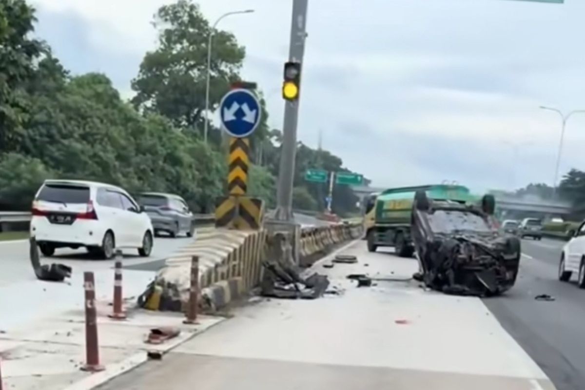 microsleep, Kecelakaan Artis Diva Mara di Tol Jagorawi Diduga Akibat Microsleep