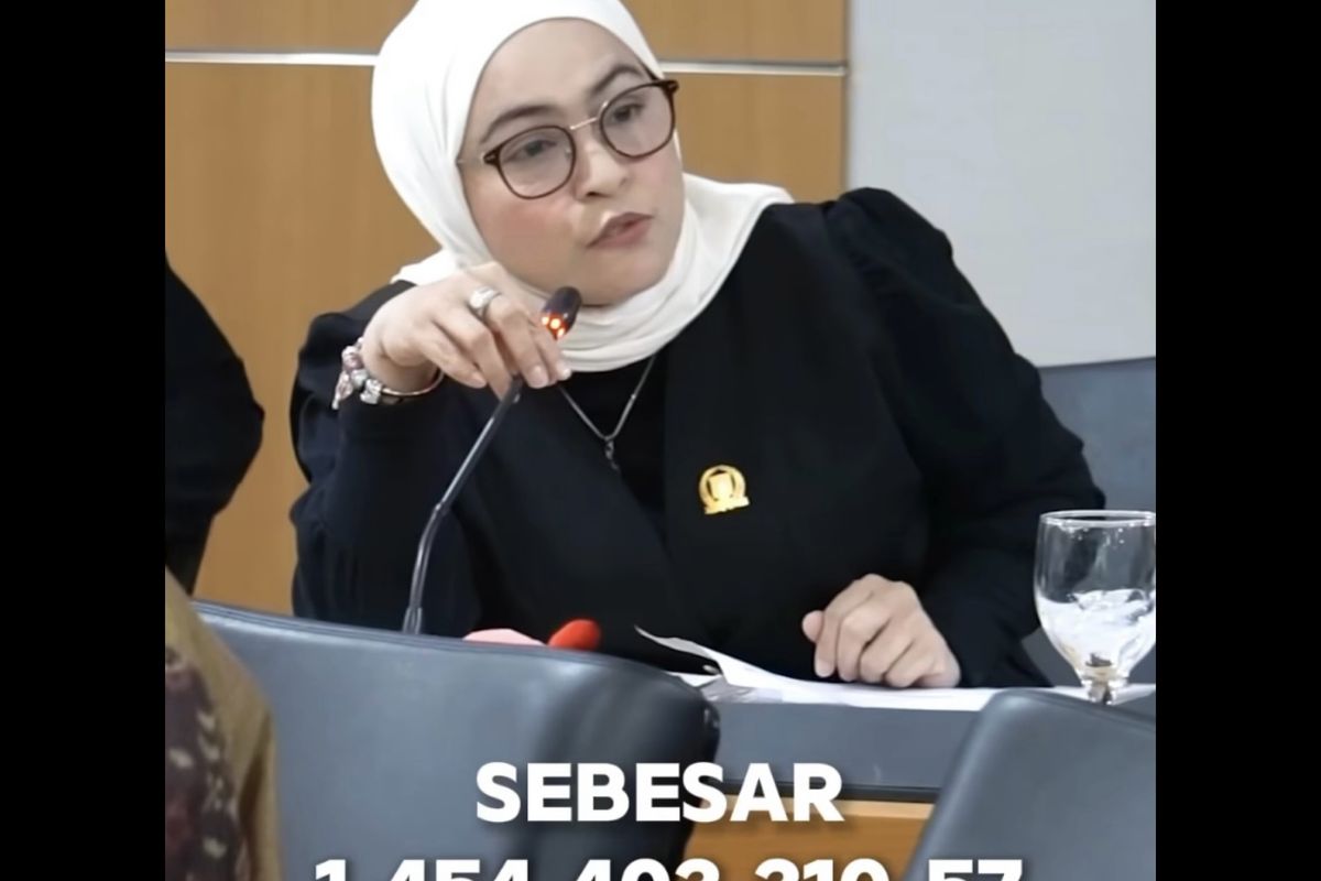 Astrid Kuya, rumah uya kuya, kucing Uya Kuya, penjarahan rumah Uya Kuya, kucing uya, 12 kucing uya kuya, polisi temukan kucing uya kuya, Rumah Uya Kuya Dijarah, Astrid Kuya Harap 12 Kucing Peliharaan Bisa Kembali