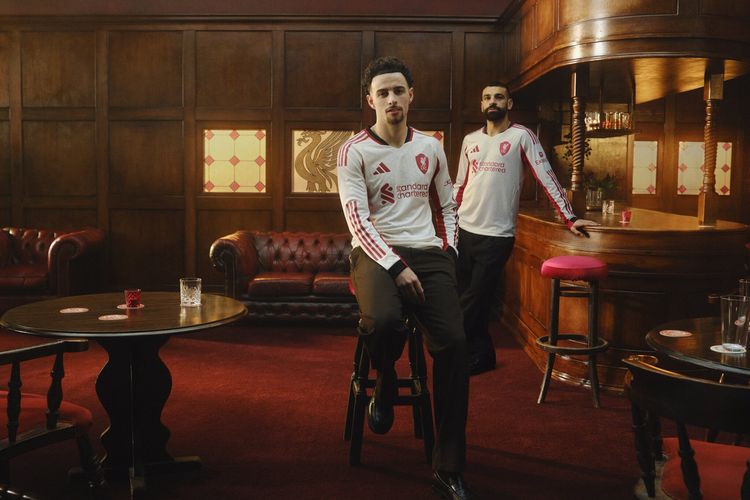 Liverpool, Liga Inggris, Premier League, jersey baru Liverpool, Berikut adalah Harga Resmi Jersey Baru Liverpool di Indonesia