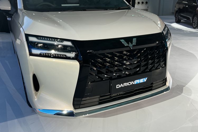 PHEV, Cortez Darion, Chery Tiggo 8 CSH, Tiggo 8 CSH, Wuling Darion PHEV, Wuling Darion PHEV VS Chery Tiggo 8 CSH, Dua Karakter Beda Segmen, Eksterior, Interior, Fitur dan Teknologi, Performa dan Penggerak, Kesimpulan