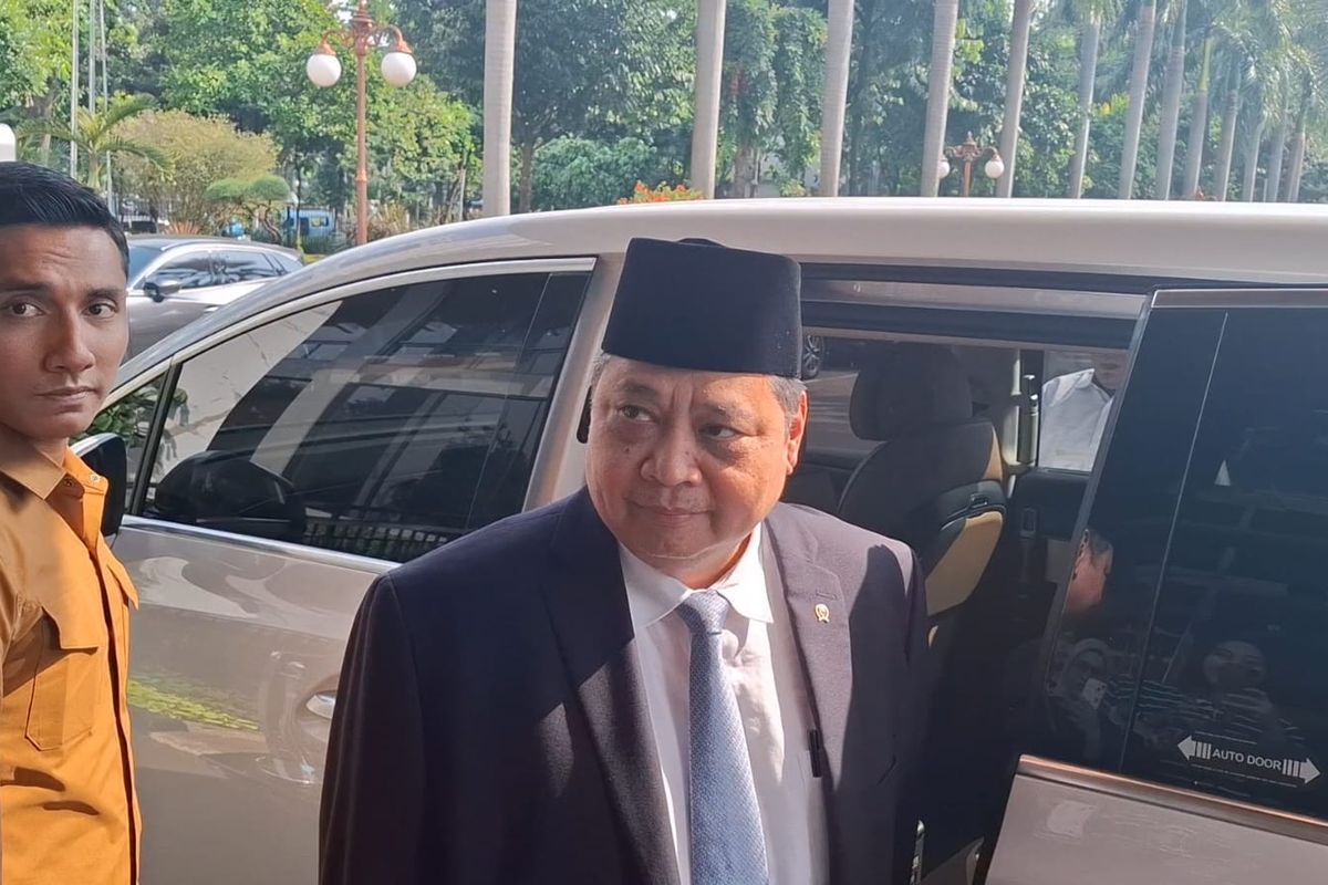 reshuffle kabinet, isu reshuffle kabinet, prabowo reshuffle kabinet, reshuffle prabowo, airlangga hartarto reshuffle, prabowo subianto reshuffle, pejabat dipanggil istana, kabinet merah putih reshuffle, Isu Reshuffle Kabinet Prabowo Mencuat, Airlangga: Kita Tunggu Saja