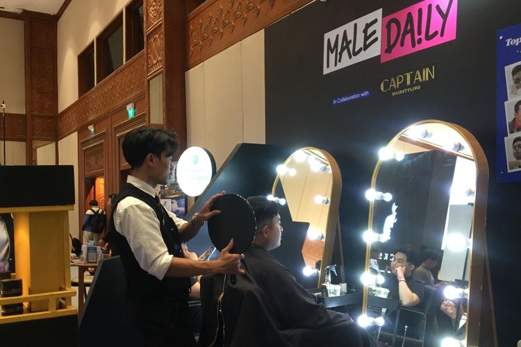 Jakarta X Beauty, skincare, makeup, aktivitas, Aktivitas, Jakarta X Beauty 2025, Personal color analysis, personal color analysis, Hair Style &amp; Fashion, Kegiatan Seru, jakarta x beauty 2025, aktivitas jakarta x beauty, 7 Aktivitas di Jakarta X Beauty 2025, Ada Nail Art dan Pijat, 1. Hair styling , 2. Skin check gratis , 3. Nail art, 4. Personal color analysis, 5. Pijat sekaligus cerita, 6. Area bermain anak, 7. Photobooth