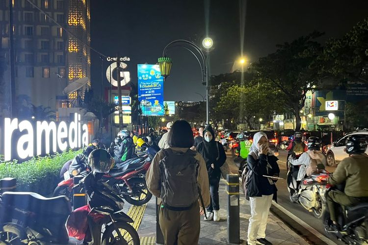Kemenhub, Suzuki Ertiga, juru parkir liar, ODOL, Populer Otomotif, parkir moge, artikel terpopuler, Pasar Mobil Listrik, Parkir Moge di Mal, Pasar Mobil Listrik Turun