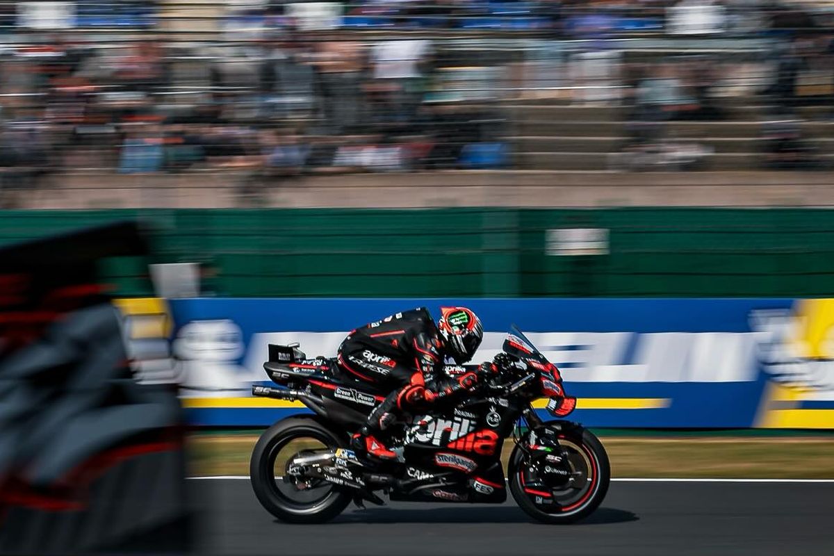 Marco Bezzecchi, Aprilia, MotoGP Inggris 2025, Jorge Martin, Kemenangan Istimewa Marco Bezzecchi di Silverstone