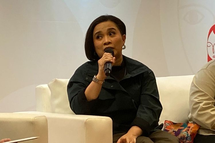Banyak Perempuan Menolak Naik Jabatan, Dilema Beban Ganda di Rumah, Pentingnya ekosistem kerja yang ramah gender, Mendobrak stigma bapak rumah tangga, Sepinya puncak karier bagi direktur perempuan, Hambatan struktural dan fenomena glass ceiling
