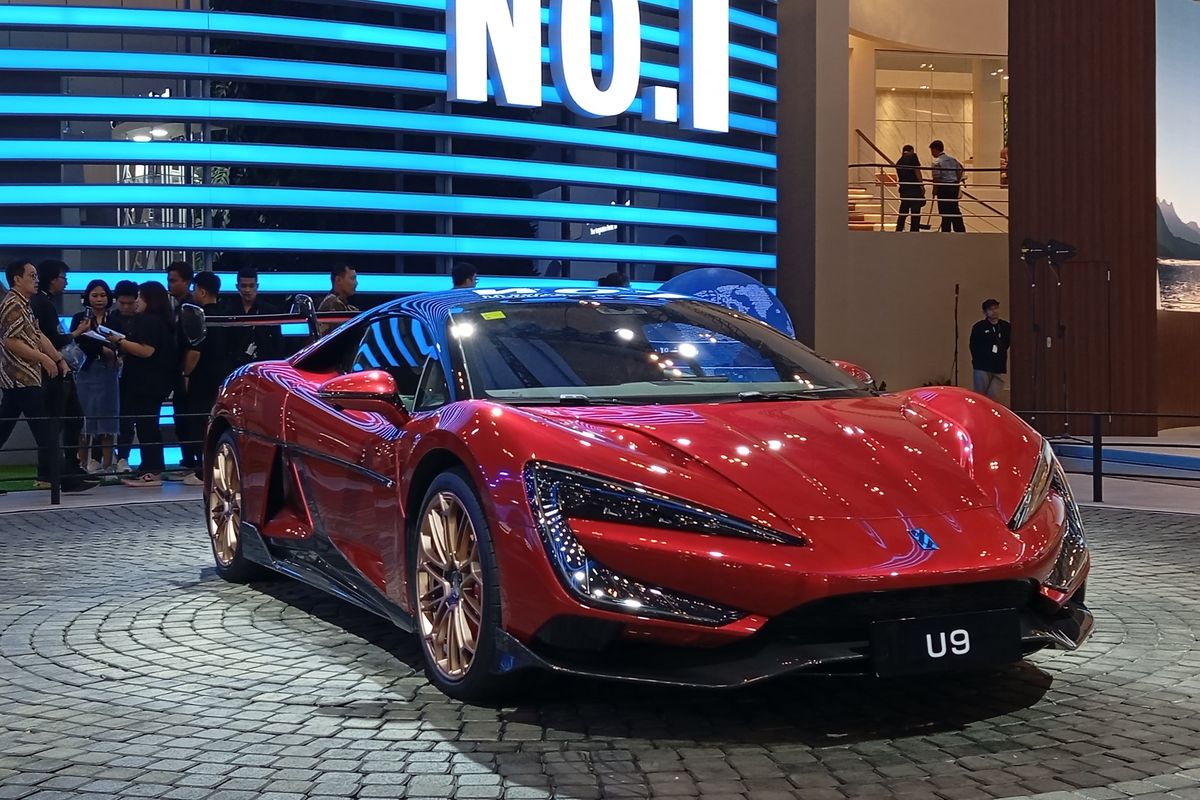 Teknologi Suspensi, DiSus, kendaraan listrik, teknologi suspensi, Kendaraan Listrik, Kendaraan listrik, Sistem Suspensi Cerdas DiSus dari BYD: Solusi Mobilitas Modern, Apa Itu Teknologi Suspensi DiSus dari BYD?, Bagaimana Cara Kerja Sistem DiSus?, Apa Saja Tingkat Kecanggihan DiSus?, Apa Keunggulan DiSus-X?, Mengapa DiSus Penting untuk Kendaraan Listrik?