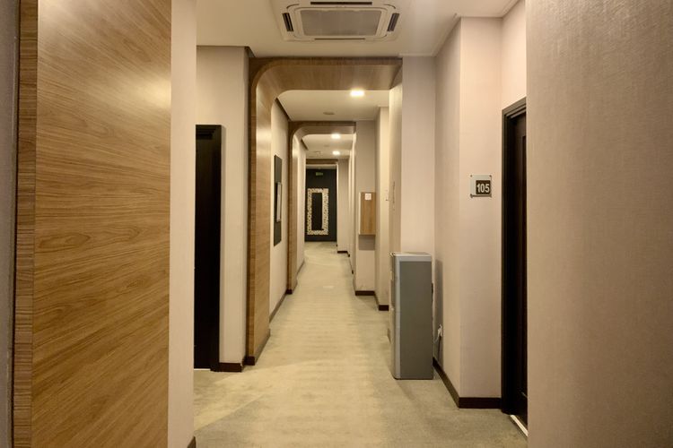 Apakah di Stasiun Gambir ada hotel transit, harga hotel transit di stasiun gambir, hotel rail transit stasiun gambir, cara menginap di hotel transit di stasiun gambir, tarif hotel transit di stasiun gambir, Ada Hotel di Dalam Stasiun Gambir, Bisa Menginap 4 Jam, Sekian Biayanya