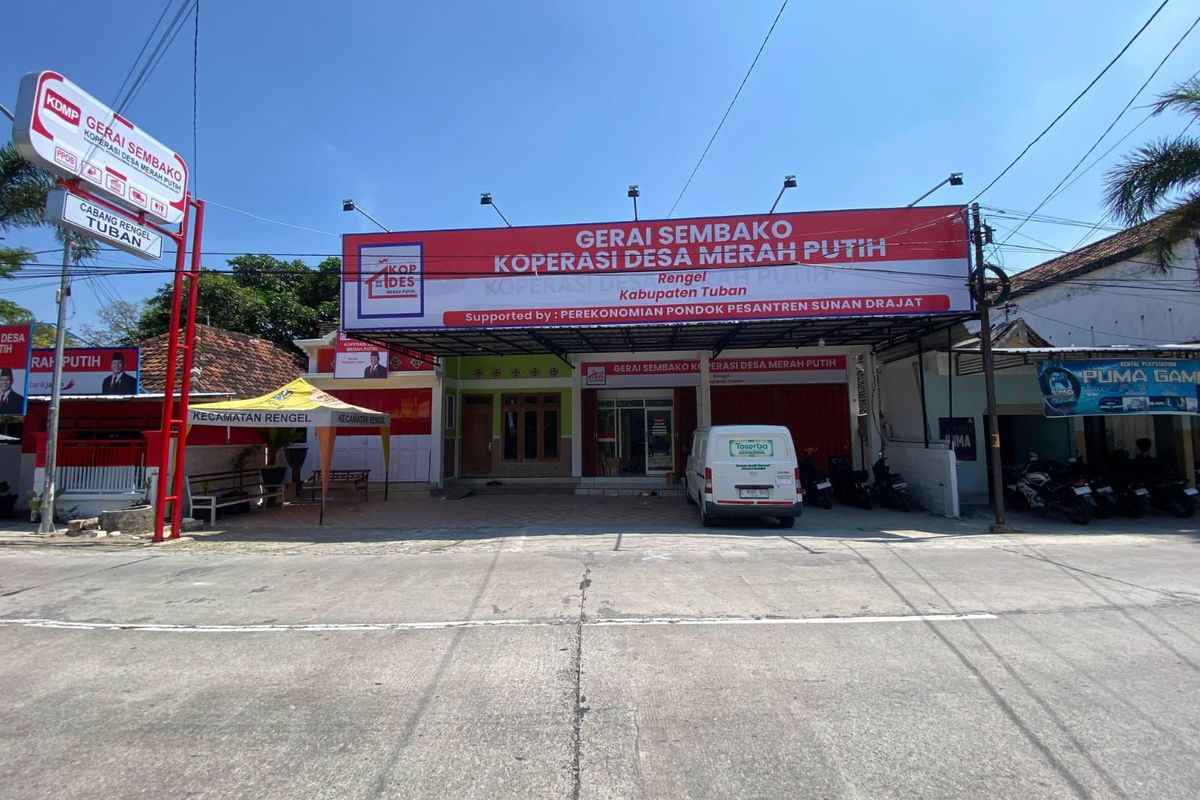 distribusi pupuk, Koperasi Desa Merah Putih, Kopdes Merah Putih, KDMP, Distribusi Pupuk, Pupuk Bersubsidi, koperasi desa merah putih, Distributor Pupuk Dipangkas: Pemerintah Andalkan KDMP, Apa Dampaknya bagi Petani?