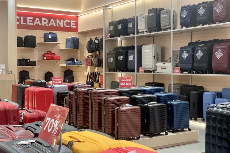 Jakarta Premium Outlets, pemilik jakarta premium outlet, tempat makan di jakarta premium outlet, cara ke jakarta premium outlet, Jakarta Premium Outlets, Surga Belanja Baru di Jantung Alam Sutera, Siapa pemilik Jakarta Premium Outlets?, Kapan waktu ideal ke Jakarta Premium Outlets?, Di mana tempat makan di Jakarta Premium Outlets?, Apa saja tempat bermain anak di Jakarta Premium Outlets?, Bagaimana cara menuju Jakarta Premium Outlets?