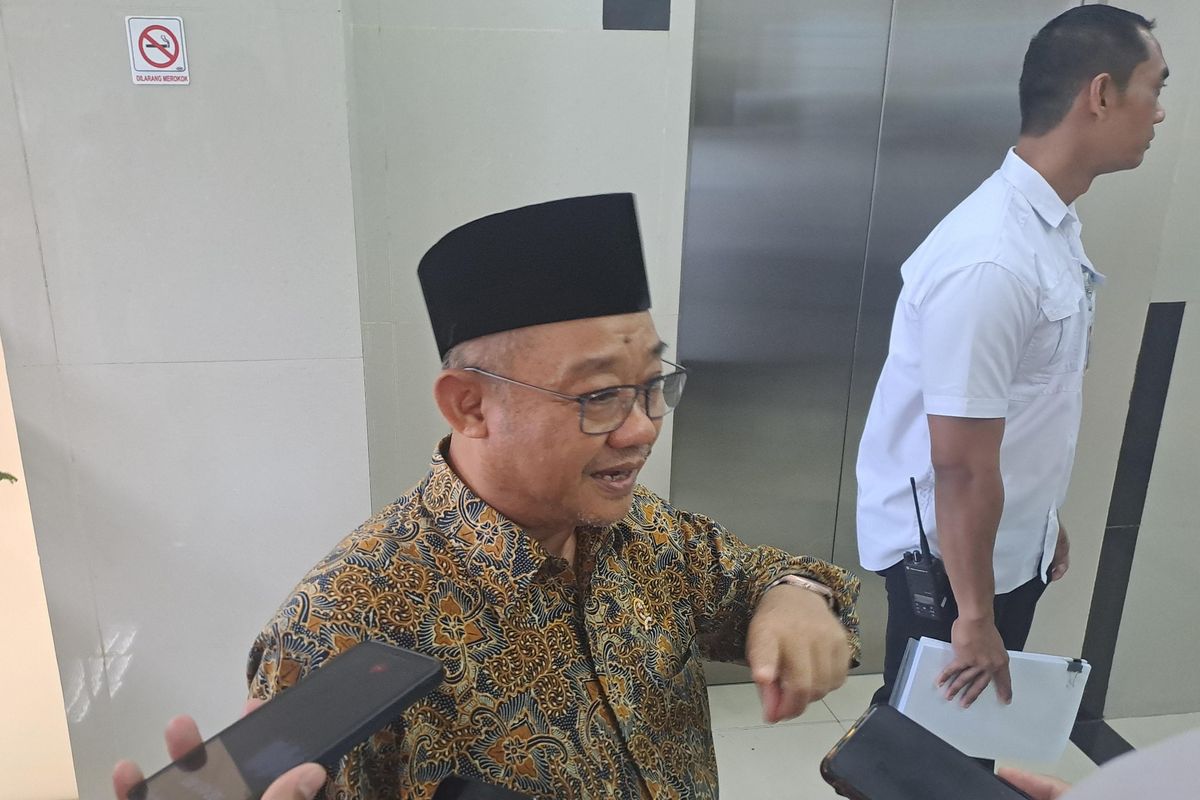 Ujian Nasional, Tes Kemampuan Akademik, ujian nasional, ujian nasional dihapus, ujian nasional 2025, 7 Fakta Penting tentang Tes Kemampuan Akademik, Pengganti Ujian Nasional, 1. TKA Resmi Gantikan UN, 2. Jadwal TKA SMA Sederajat 2025, 3. Mata Pelajaran yang Diujikan Berbeda Tiap Jenjang, 4. Bukan Sekadar Pengganti UN, 5. Tidak Menentukan Kelulusan, 6. Bisa Dipakai untuk Jalur Prestasi, 7. Diatur Resmi oleh Permendikdasmen