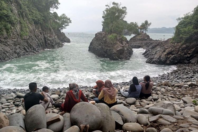 Super Air Jet, Wisata Trenggalek, Penumpang Super Air Jet Jakarta-Kediri Gratis Masuk ke Semua Destinasi di Trenggalek