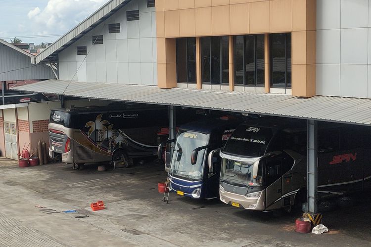 Kurnia Lesani Adnan, tanggung jawab penumpang, kehilangan barang, Barang Hilang di Dalam Bus, Ingat Tanggung Jawab Pribadi