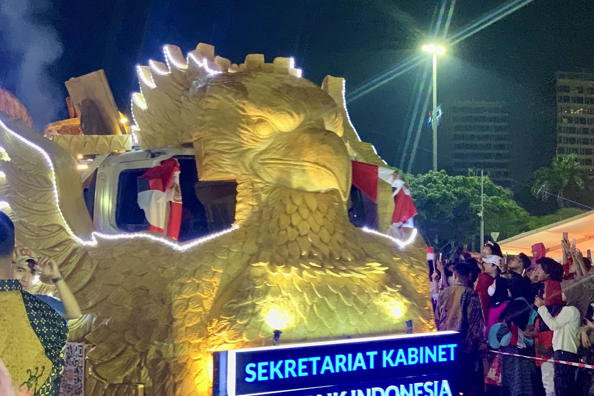 Karnaval Kemerdekaan, hut ri 2025, HUT RI di Monas, karnaval kemerdekaan indonesia, Pesta Rakyat HUT ke-80 RI, Kendaraan Hias Ramaikan Kawasan Sudirman-Thamrin