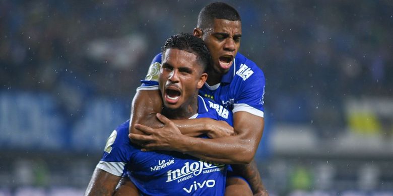 Super League, Persib, Borneo FC, Persib Bandung, Ramon Tanque, Federico Barba, Saddil Ramdani, Joel Vinicius, Super League 2025-2026, Liga Indonesia, Persib Vs Borneo FC, hasil persib vs borneo fc, Hasil Persib Vs Borneo 3-1, Saddil Ramdani Jadi Supersub