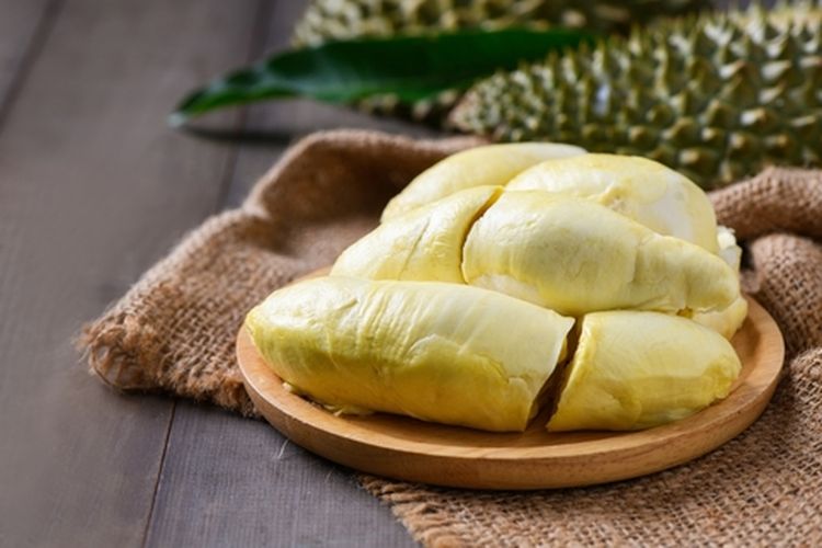 indeks glikemik durian, durian naikkan gula darah, apakah durian picu diabetes, kandungan gula buah durian, Benarkah Buah Durian Tingkatkan Kadar Gula Darah, Bisa Picu Diabetes?, Benarkah Buah Durian Tingkatkan Kadar Gula Darah, Bisa Picu Diabetes?, Kandungan Gula Durian Tetap Perlu Diwaspadai, Durian Aman untuk Diabetes, Tapi Batasi Konsumsi, Boleh Makan Durian, Asal Tak Berlebihan