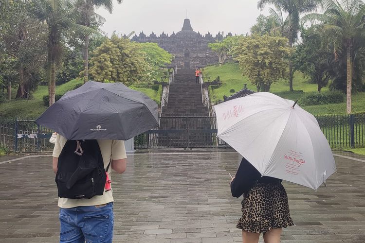 Candi Borobudur, lokasi candi borobudur, Jam buka Candi Borobudur, tiket candi borobudur, cara beli tiket candi borobudur, Harga Tiket Candi Borobudur 2025, Buka Jam Berapa?
