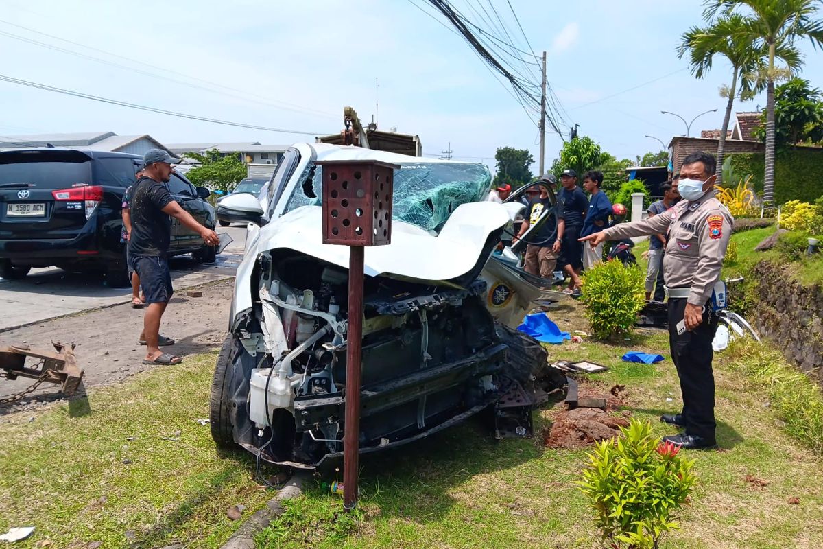 menyalip, Etika Menyalip Kendaraan di Jalan Raya, Ingat PDA