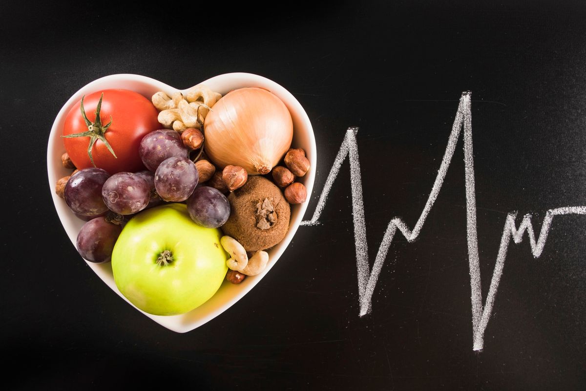 diabetes melitus, hipertensi, Gejala Diabetes, gejala diabetes, cara mencegah hipertensi, gejala hipertensi, cara mencegah diabetes, tips mencegah diabetes, Cara Cegah Diabetes dan Hipertensi Sejak Muda, 10 Cara Efektif Cegah Diabetes dan Hipertensi Sejak Usia Muda, Diabetes Tak Selalu Karena Faktor Keturunan, Indonesia Masuk 5 Besar Penderita Diabetes Terbanyak, Kenali Gejala Diabetes Sejak Dini, Gula dan Garam Bisa Jadi Ancaman Diam-diam, Bahaya Konsumsi Garam Berlebihan, Komplikasi Serius Jika Tidak Diwaspadai, 10 Cara Cegah Diabetes dan Hipertensi Sejak Muda, Lebih Baik Mencegah daripada Mengobati