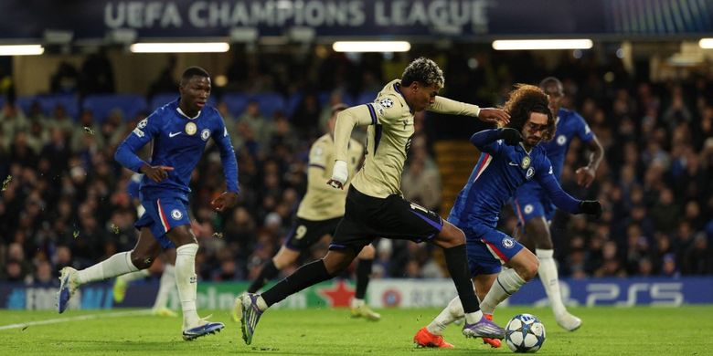 Liga Champions, Chelsea, Barcelona, Estevao Willian, Chelsea vs Barcelona, Jules Kounde, Liam Delap, Liga Champions 2025-2026, Ronald Araujo, Enzo Fernandez, UEFA Champions League, Hasil Chelsea vs Barcelona, Kata-kata Estevao Willian Usai Hasil Chelsea Vs Barcelona 3-0