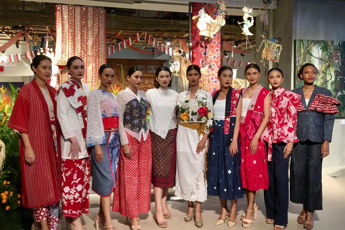 Fashion, Sarinah, brand lokal, Sarinah Festiloka 2025, trunk show sarinah, Ellylle, Dara baro, Fashion Lokal Meriahkan Sarinah Festiloka 2025, Batik Modern hingga Kebaya Sashiko