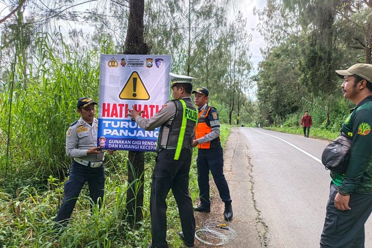 mobil matik, perjalanan mudik, rem blong, Cegah Rem Blong pada Mobil Matik di Jalan Menurun