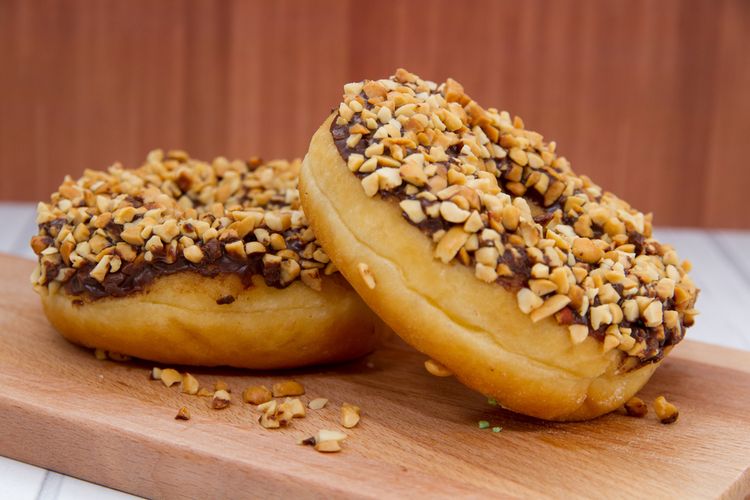 promo kemerdekaan, promo kuliner kemerdekaan, promo makanan HUT RI 2025, promo makan 17 ribu, 15 Promo Makanan HUT RI Serba Rp17.000, HokBen hingga Marugame Udon, 1. HokBen, 2. Panties Pizza, 3. Haraku Ramen, 4. Ilburro Bakery, 5. Baso A Fung, 6. Hisana Fried Chicken, 7. Grillman, 8. Lawson, 9. Roti’O, 10. Wingstop, 11. Marugame Udon, 12. Chopstix, 13. Burger Bangor, 14. Krispy Kreme, 15. Bakerzin