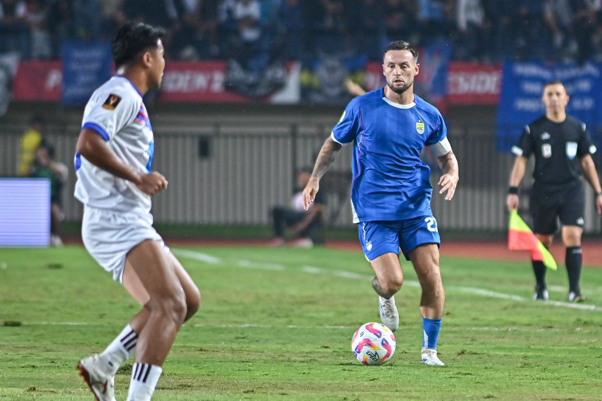 Persib, Dewa United, Piala Presiden 2025, Jawa Barat, Bojan Hodak, Persib vs Dewa United, jawa barat, Link Live Streaming Persib Vs Dewa United, Link Live Streaming Persib vs Dewa United di Piala Presiden 2025 Hari Ini Pukul 19.30 WIB
