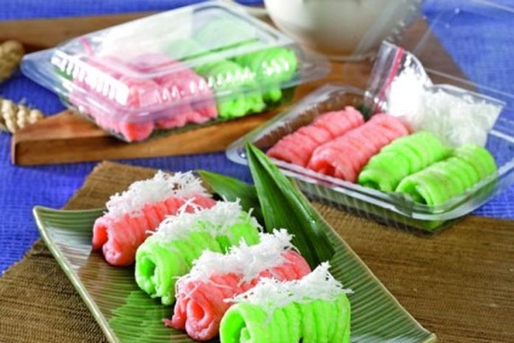 kue tradisional indonesia, kuliner khas indonesia, Hero Green, pink brave, kuliner khas Indonesia berwarna pink dan hijau, kue berwarna pink dan hijau, 8 Kuliner Khas Indonesia Berwarna Pink dan Hijau, Cocok untuk Mengisi Semangat dan Mendinginkan Suasana Hati, 1. Es Pisang Hijau, 2. Selendang Mayang, 3. Putu Mayang, 4. Getuk Lindri, 5. Kue Lapis, 6. Mendut, 7. Bikang, 8. Wajik