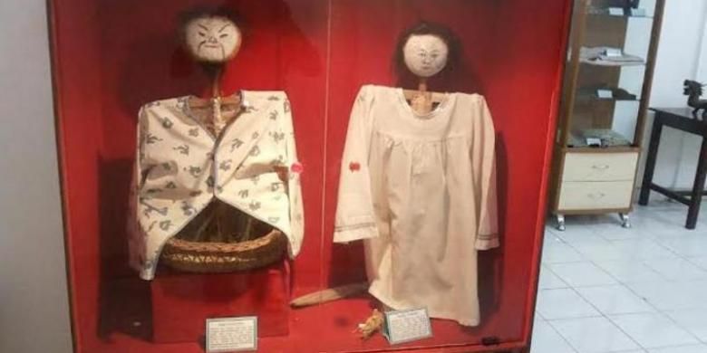 wisata surabaya, Museum, tempat wisata surabaya, museum surabaya, museum di surabaya, apa saja museum di Surabaya, museum Surabaya apa saja, Rekomendasi Wisata Edukatif Surabaya, Seru dan Penuh Sejarah!, 1. Museum Empu Tantular, Jejak Peninggalan Sejarah di Sidoarjo, 2. Museum Kesehatan Dr. Adhyatma, MPH, 3. House of Sampoerna, Kisah Bisnis dari Sebuah Pabrik Rokok Tua, 4. Tugu Pahlawan, Simbol Heroik Arek-arek Suroboyo, 5. Museum Sejarah Indonesia, Wajah Kepemimpinan Negeri, 6. Monumen Jalesveva Jayamahe, Simbol Kejayaan di Laut, 7. Museum Kapal Selam (Monkasel), Menyelami Dunia Bawah Laut, 8. Perpustakaan Medayu Agung, Harta Karun Buku Langka