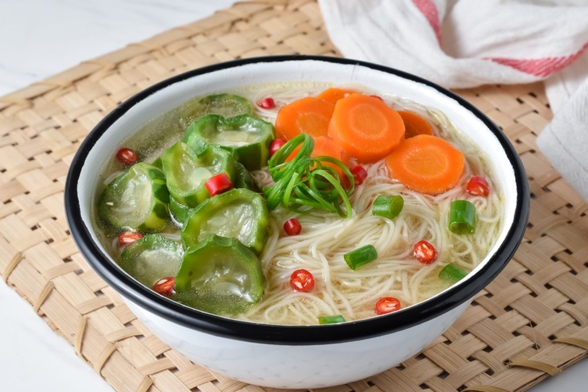 sop oyong, Resep sop oyong misoa, Cara membuat sop oyong, menu berkuah simple, menu berkuah untuk anak, cara membuat sop oyong, Resep Sop Oyong Misoa, Hidangan Berkuah Hangat saat Musim Hujan