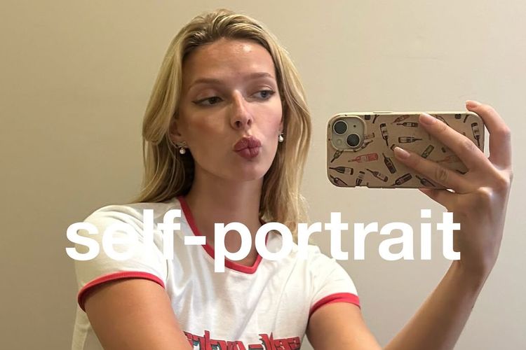 Fashion, Chris Martin, Gwyneth Paltrow, self-portrait, Apple Martin, putri chris martin, wajah baru self-portrait, apple martin usia, Apple Martin, Putri Chris Martin dan Gwyneth Paltrow yang Jadi Wajah Baru Self-Portrait, Putri Chris Martin dan Gwyneth Paltrow jadi face Self-Portrait, Apa itu Self-Portrait?, Apple Martin dari runway ke kampanye fashion, Dukungan dari keluarga