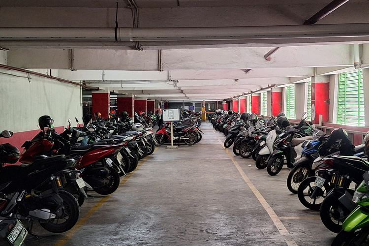 parkir, motor listrik, Honda WN7, Jorge Lorenzo, MotoGP, otomotif, Kehilangan di Parkiran Tanggung Jawab Pengelola, Honda WN7 Mengaspal