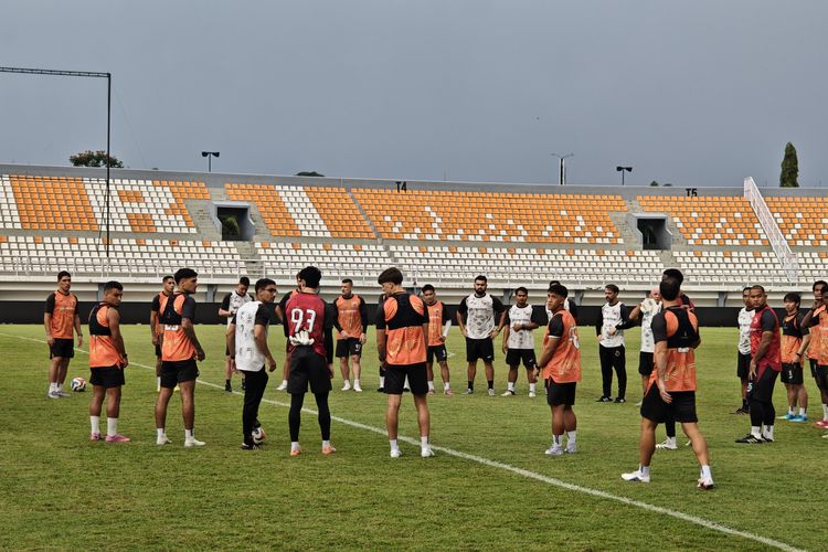 Persija, Super League, Persija Jakarta vs Persib Bandung, Rizky Ridho, Mauricio Souza, Persija Vs Persib, Rizky Ridho: Kami Akan Mati-matian