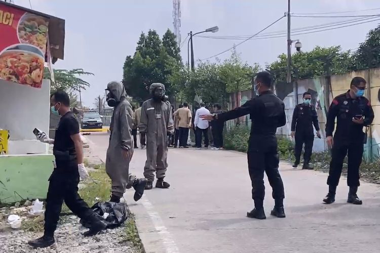 radioaktif, Zulhas, udang tercemar radioaktif, cesium 137, cikande radioaktif, Zulhas Sebut Udang Terkontaminasi Radioaktif Aman Dikonsumsi, Bagaimana Faktanya?, Pernyataan Zulhas soal Udang Terkontaminasi, Fakta Kontaminasi Radioaktif Cs-137, Apa Itu Cesium-137 dan Bahayanya?, Langkah Pemerintah soal Cemaran Radioaktif di Cikande, Jadi, Apakah Aman Dikonsumsi?