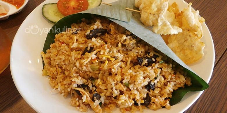 Indonesia, 20 Kuliner Indonesia yang Mendunia Versi TasteAtlas 2026, 1. Sate kambing, 2. Soto betawi, 3. Siomay, 4. Batagor, 5. Pisang goreng, 6. Nasi goreng ayam, 7. Bubur ayam, 8. Perkedel, 9. Ayam goreng, 10. Klepon, 11. Pempek, 12. Rawon, 13. Nasi Uduk, 14. Tempeh mendoan, 15. Pecel, 16. Bebek goreng, 17. Ikan bakar, 18. Sambal terasi, 19. Ayam penyet, 20. Odading