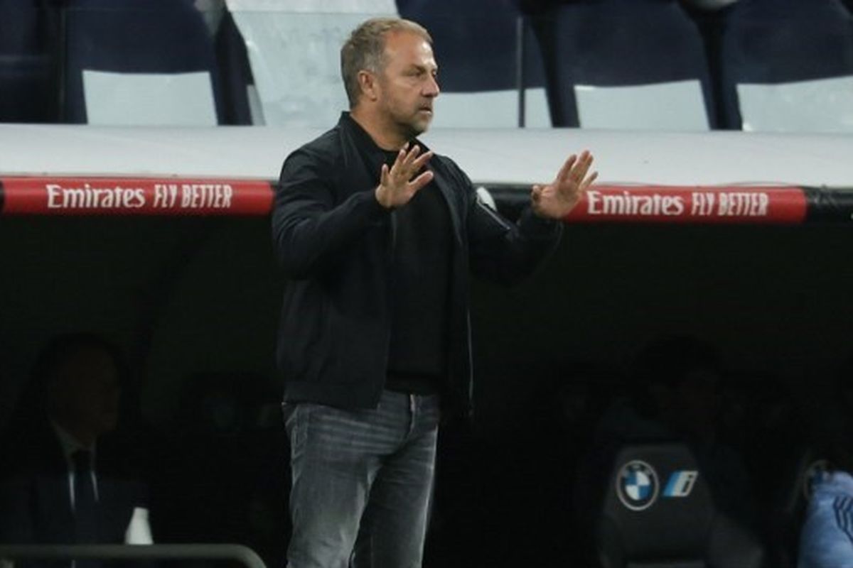 Luis Enrique, Liga Spanyol, Hasil Liga Spanyol, Hansi Flick, Helenio Herrera, hasil laliga, real oviedo vs barcelona, Hasil Real Oviedo vs Barcelona, Barcelona Gasak Oviedo, Rekor 50 Kemenangan Hansi Flick