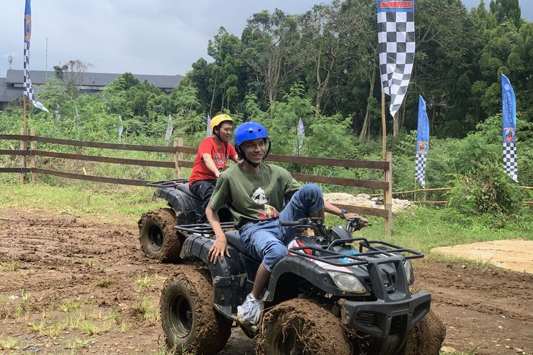 offroad atv di puncak bogor, tempat offroad atv di puncak bogor, ide wisata di puncak bogor, atv pullman ciawi, aktivitas wisata di pullman ciawi, Naik ATV Offroad di Puncak Bogor, Ini Lokasi dan Harganya