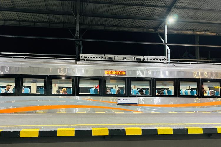 kereta api, promo tiket kereta, diskon tiket kereta, Promo KAI, promo KAI 20 persen, Berburu Promo KAI 20 Persen, Pria Ini Berhasil Dapat Tiket Eksekutif ke Jakarta Rp 400.000