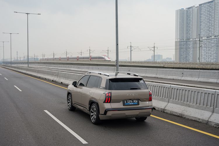 penggerak, penggerak depan, mobil, mobil listrik, Semua Model Aion Pakai Penggerak Roda Depan, Ada Alasannya