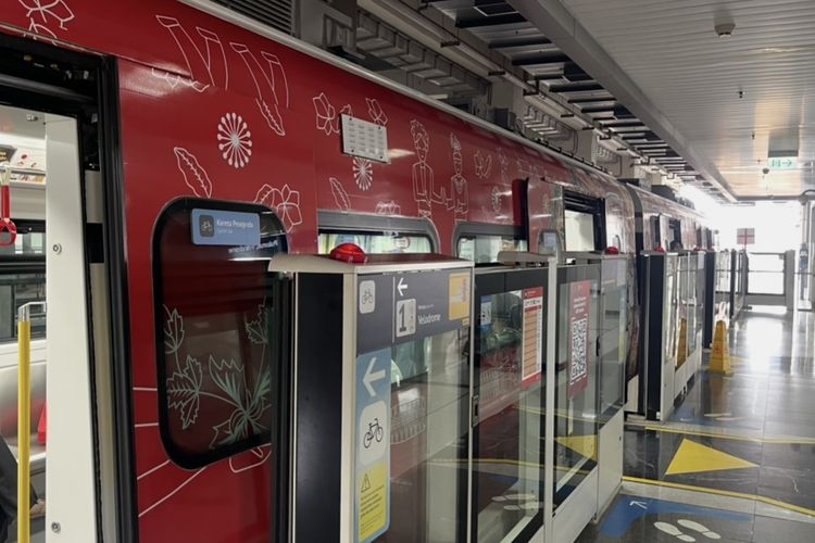 libur panjang, KRL Jabodetabek, HUT ke-80 RI, Rp 80, 17-18 Agustus 2025, Tarif KRL Jabodetabek Rp 80 Berlaku Dua Hari, Spesial Libur Panjang HUT ke-80 RI