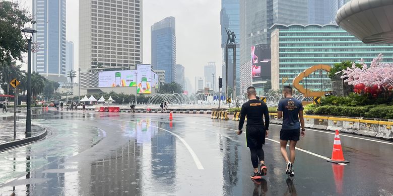 Bukan 10.000 Langkah, Ini Target Jalan Kaki Lansia, Manfaat bagi penderita reumatik, Target waktu dan langkah harian, Menyesuaikan kecepatan dan kondisi fisik, Pemilihan alas kaki yang tepat