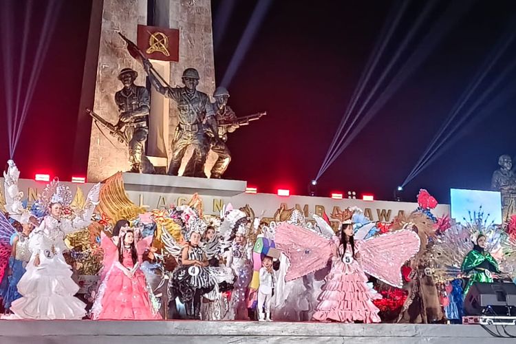 Jawa Tengah, Semarang, Palagan Ambarawa, Palagan Nite Carnival, Parade Kostum Palagan Nite Carnival Tarik Ribuan Penonton