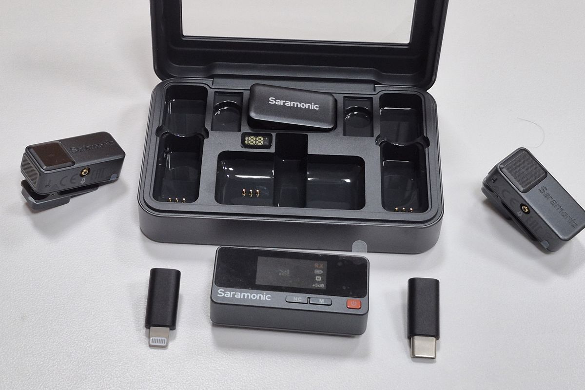 mikrofon wireless, Saramonic Air, microphone, wireless microphone, mikrofon saramonic air, unboxing saramonic air, Mencoba Saramonic Air, Microfon Wireless Ringkas dan Murah untuk Kreator Konten, Isi kemasan lengkap dan praktis, Receiver mungil, bisa dipasang di kamera dan HP, Konek tanpa ribet, Dipakai di smartphone tidak perlu mode "Pro", Pengalaman Pemakaian, Kesimpulan, Harga Saramonic Air di Indonesia