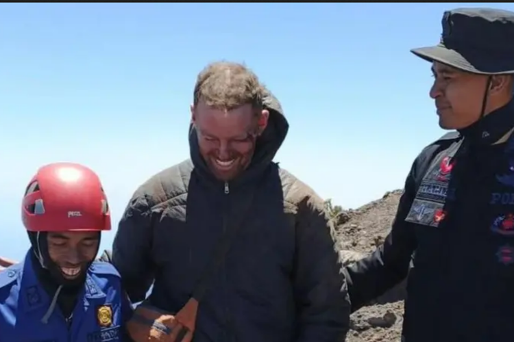 Gunung Rinjani, turin irlandia, jatuh di gunung rinjani, Kisah Paul Farrell, Hampir Tewas Setelah Terjatuh di Gunung Rinjani