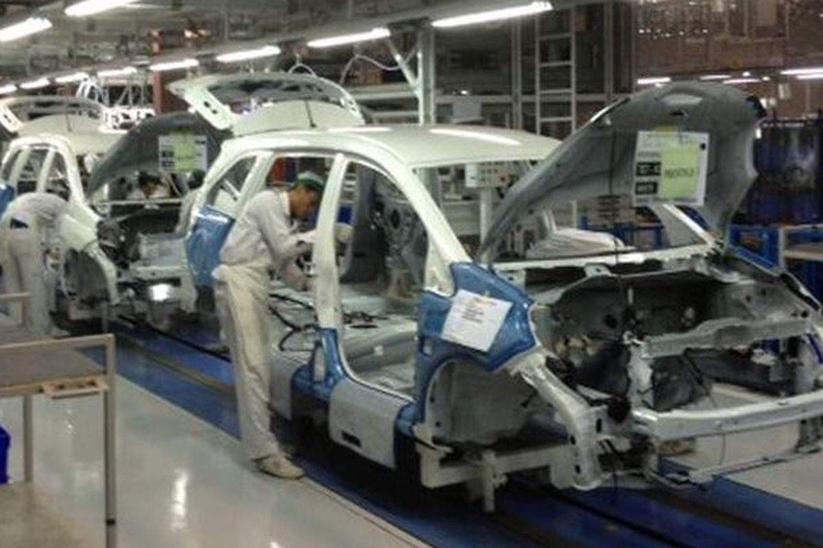 Krisis plastik, harga bahan baku, material, Honda, Krisis Plastik dan Logistik Dunia Mulai Hantui Produksi Mobil Honda