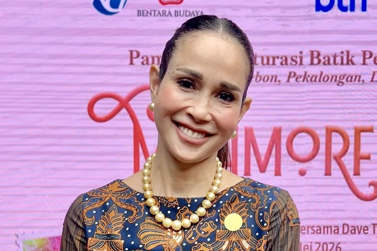 Loemongga Haoemasan, batik, generasi muda, Loemongga Haoemasan Ajak Generasi Muda Lestarikan Batik Lewat Fashion